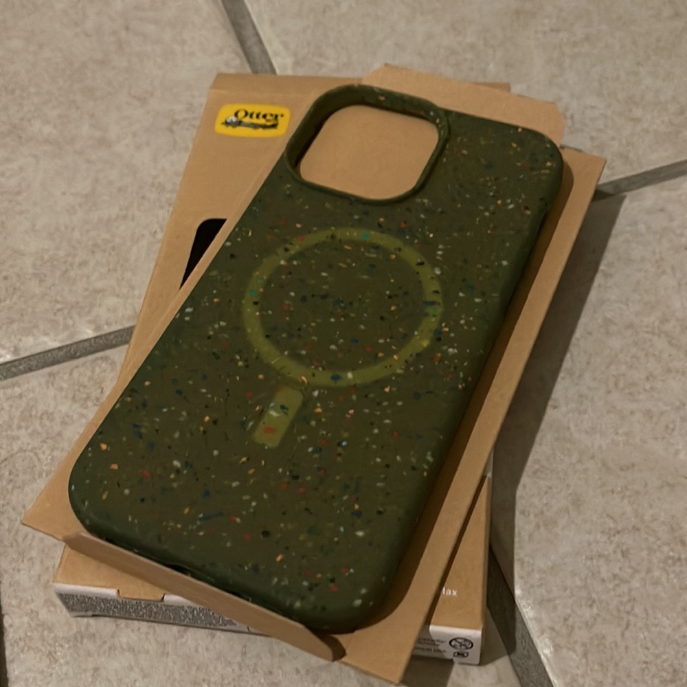 Otterbox iPhone 13 Pro Max case